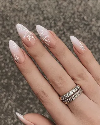 новогодний маникюр | Xmas nails, Nails, Winter nails acrylic