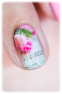 Маникюр с тюльпанами — фото дизайнов ногтей