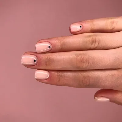 Модный маникюр с точками в стиле... - Nailstudioexpress | Facebook