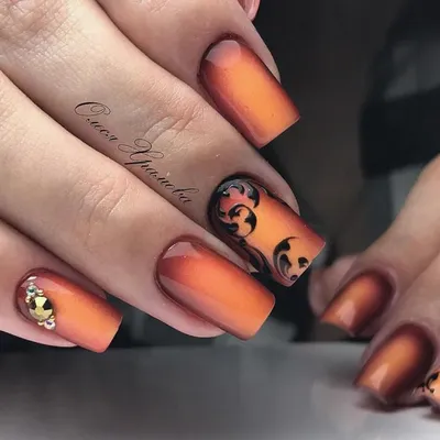 Оранжевый маникюр – яркий дизайн в оранжевом цвете | Trendy nails, Autumn  nails, Fall acrylic nails