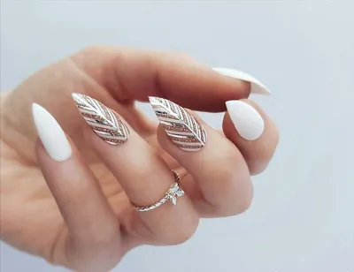 Маникюр на длинные ногти 2018-2019: модные идеи дизайна острых ногтей  (Фото) - Телеграф