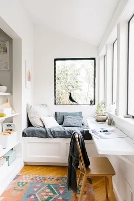Дизайн проект интерьера маленькой спальни 8 кв.м. с балконом | Студия  Дениса Серова