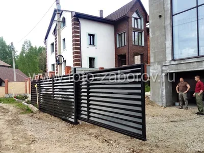 Дизайнерский забор в московском парке Черкизово | Новости компании ABC  Industrial