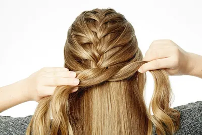 10 лучших укладок для прямых волос любой длины
