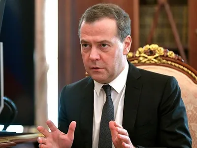 Дмитрий Медведев рассказал, что в детстве думал о профессии космонавта -  AEX.RU