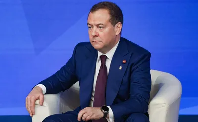 Дмитрий Медведев взял мигрантов на себя - Ведомости
