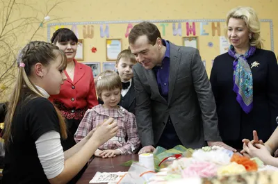 Жена Дмитрия Медведева ушла к молодому любовнику: стало известно, с кем  закрутила роман Светлана - Today.ua