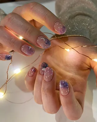 Недорогое и качественное долговременное покрытие ногтей в ногтевой студии  Aishe Nails