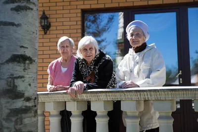 Пансионат для пожилых на Минском шоссе, частный дом престарелых в Зеленой  роще в Подмосковье