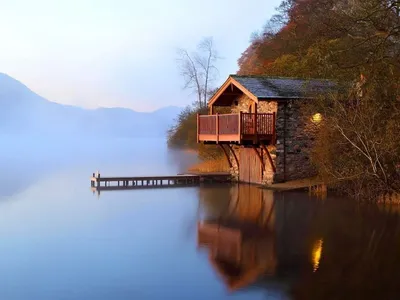 Очень красивый домик на воде! Хотели бы оказаться внутри такого в реальной  жизни?🤔 | ВКонтакте