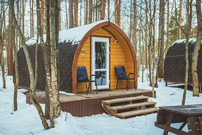 Маленький деревянный домик в лесу …» — создано в Шедевруме
