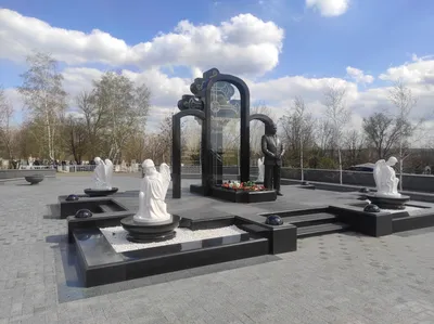 Necro Mancer on X: \"Дополнение: похоронен в #Донецк'е на кладбище \"Донецкое  море\" #Кривошеев #груз200 #Чечен #псн #роа https://t.co/9X9VfS30LG\" / X