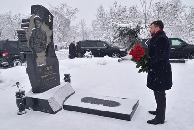 Татьяна Темникова: Сегодня на кладбище \"Донецкое море\" ул. Одесская, 1/1  была убрана и вывезена спецтехникой стихийная свалка мусора объёмом 60 м -  Лента новостей ДНР