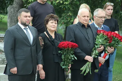 В Донецке почтили память первого главы ДНР - Российская газета