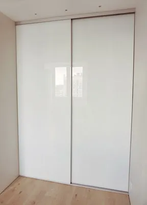 Раздвижные двери для гардеробной на заказ в Москве под ключ