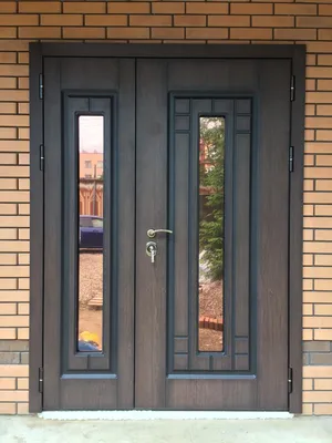 Металлическая дверь со стеклом в дом №3 с отделкой мдф пвх + мдф пвх по  цене 105000руб.