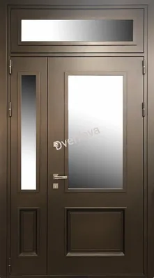 Входная дверь в частный дом с фрамугой и стеклом работ компании «Сталь-Доор»