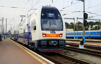 Замглавы РЖД: первый российский двухэтажный поезд будет готов к концу 2023  года, потом начнут производство капсульных