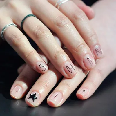 Салон Voynova style - Этот элегантный нежный дизайн ногтей подходит к  любому образу и всегда моден. 🔥Поскольку французский маникюр двухцветный,  он обычно имеет оттенки, имитирующие натуральные ногти, то есть розовые  ногтевые ложа