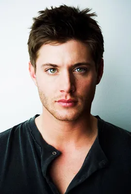 Дженсен Эклз | Jensen ackles, Mens hairstyles short, Supernatural jensen