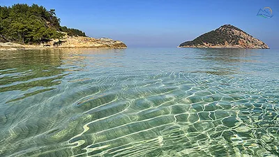 Пляж Эгейское море рая на острове Греции Ikaria. Стоковое Фото -  изображение насчитывающей романтично, европа: 186158524