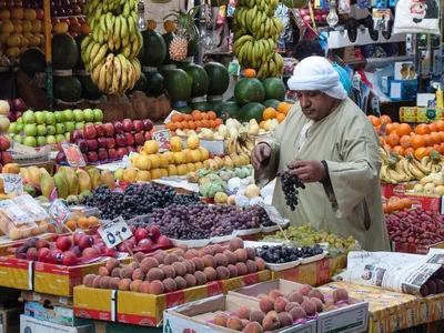 Неведомый фруктМожет кто-то знает, что это за фрукт. Покупался в Египте,  как манго )) | Пикабу