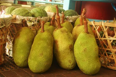 Египет. Какие сейчас цены на фрукты? Магазин сладостей Rayahen. Отдых  Хургада - YouTube