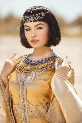 египетская принцесса в древней одежде и золотые парики. Иллюстрация вектора  - иллюстрации насчитывающей история, вышесказанного: 239600512