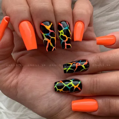 Красивый и необычный френч - 20Nails