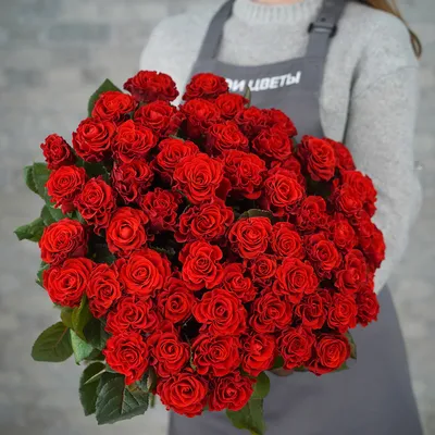 Букет 51 красная роза Эль Торо купить в Киеве: цена, заказ, доставка |  Магазин «Камелия»