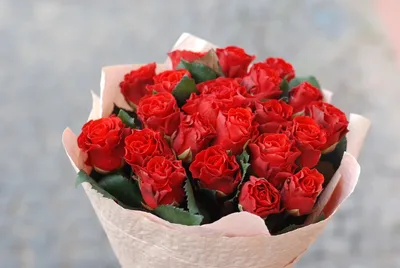 51 красная роза эльторо, артикул F1122843 - 5445 рублей, доставка по  городу. Flawery - доставка цветов в Краснодаре