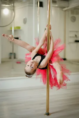 Pole Kids - спортивный танец на пилоне для детей. Школа Pole Dance ALEKSA  Studio, Киев