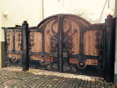 Кованые ворота дворца Букингем по ценам производителя