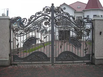 Кованые ворота в Краснодаре: цена от 3500 ₽ - Столяр-КРД