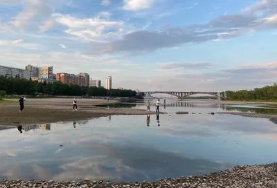 Вид на реку Енисей с левого берега в Красноярске - купить фото Красноярска