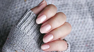 Натуральные ногти под нежной молочной базой | Nails, Beauty