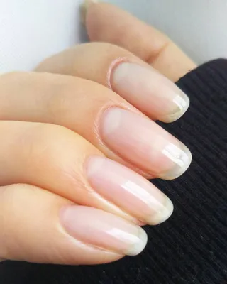 Отросшие на карантине натуральные ногти — новый флешмоб в Instagram: фото |  WMJ.ru
