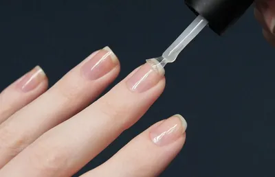 Прозрачный маникюр – идеи однотонного дизайна ногтей, как сделать