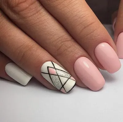 Повседневный маникюр 2020: 100 фото модных новинок и трендов | Elegant  nails, Manicure nail designs, Glitter nail art