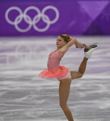 Не хрусталь! Валиева захватила промежуточное лидерство на Олимпиаде - РИА  Новости Спорт, 15.02.2022