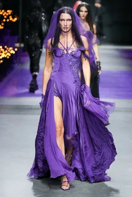 Купить вечернее платье 68070 фиолетового цвета по цене 44500 руб. в Москве  в интернет-магазине Принцесса