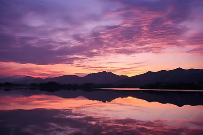 Красивый фиолетовый закат» — создано в Шедевруме