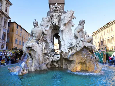 Василисса - Фонтан 4 рек .У основания фонтана находятся четыре гигантских  статуи, на которых изображены главные реки четырех известных в то время  континентов.(Нил,Ганг,Дунай,Рио-де-да-Плату) #piazza #navona #fountain  #roma #fountainrome #italy #italia ...