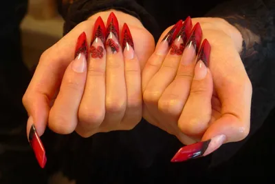 Стилет в маникюре: особенности техники (+много фото и дизайнов) | CITY  NAILS: о красоте ДО КОНЧИКОВ НОГТЕЙ | Дзен