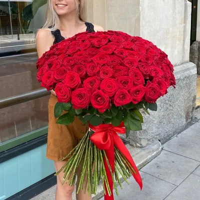 Букет 101 роза Кения 40 см в ленте розовые купить в Новосибирске | «Первый  цветочный Новосибирск»