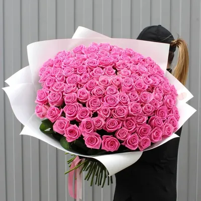 101 роза купить в Москве недорого - заказать букет из 101 розы с бесплатной  доставкой