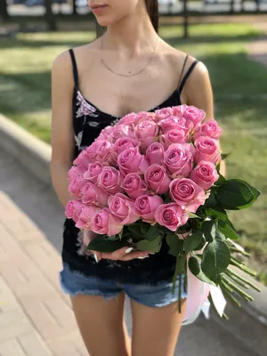 Купить 35 роз с доставкой по Днепру - букет красных роз сорт Гран-при -  Flowers-Store.com.ua