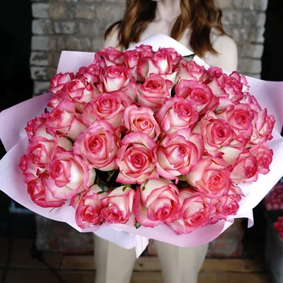Букет из 35 роз, белые в центре купить в Добруше, закажи, а мы доставим.