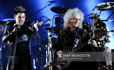 Queen и Адам Ламберт исполнили «We Are The Champions» на карантине