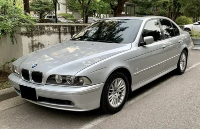 File:00 bmw 525i 1.jpg - Wikimedia Commons